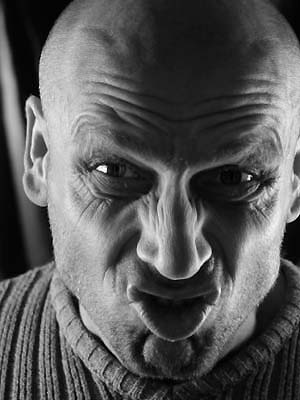 Zeit macht nur vor dem Teufel halt, denn er wird niemals alt, die H�lle wird nicht kalt... (Barry Ryan)